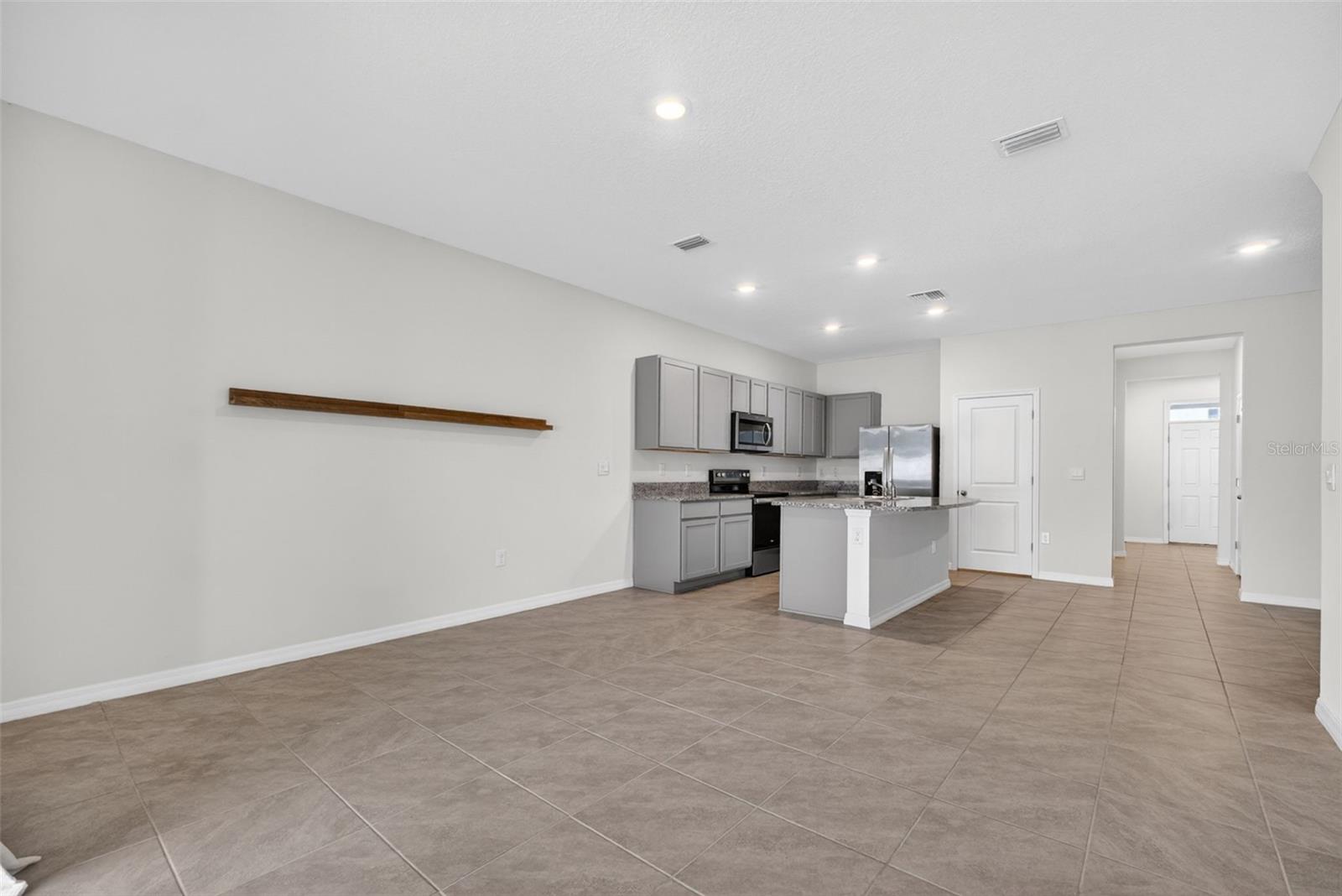 33105 MAJOR OAK DR, WESLEY CHAPEL, FL, 33545