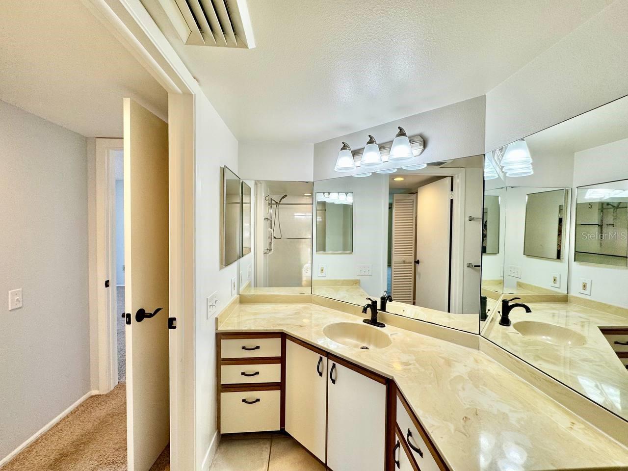 2333 FEATHER SOUND DR #B503, CLEARWATER, FL, 33762