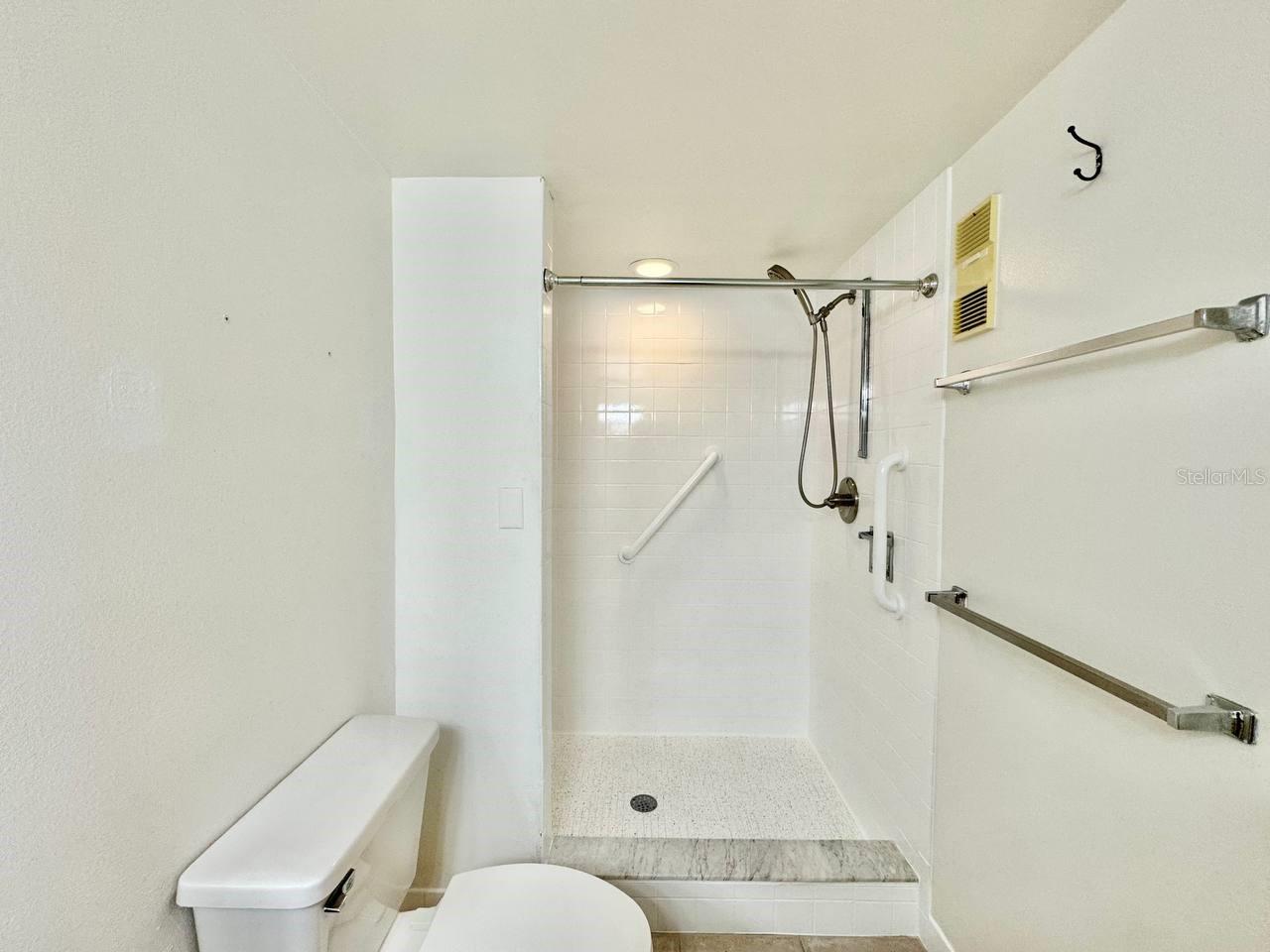 2333 FEATHER SOUND DR #B503, CLEARWATER, FL, 33762