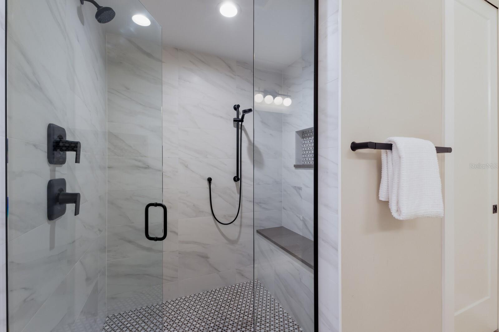 2823 MARSHALL DR, SARASOTA, FL, 34239