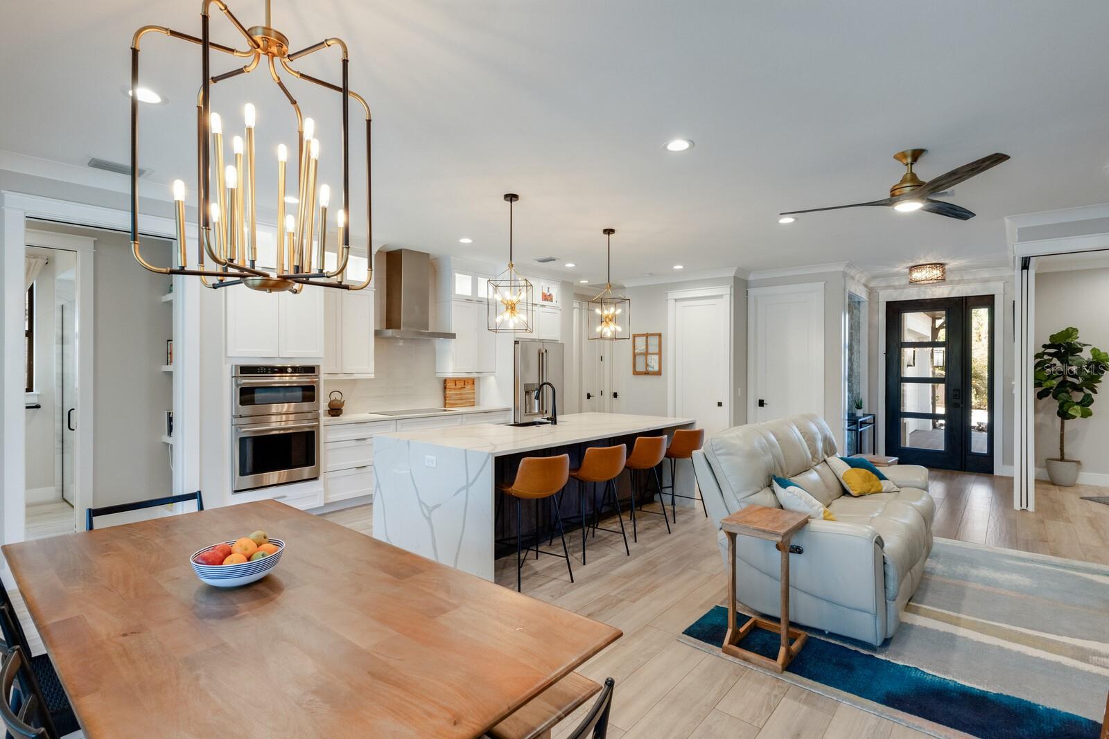 2823 MARSHALL DR, SARASOTA, FL, 34239