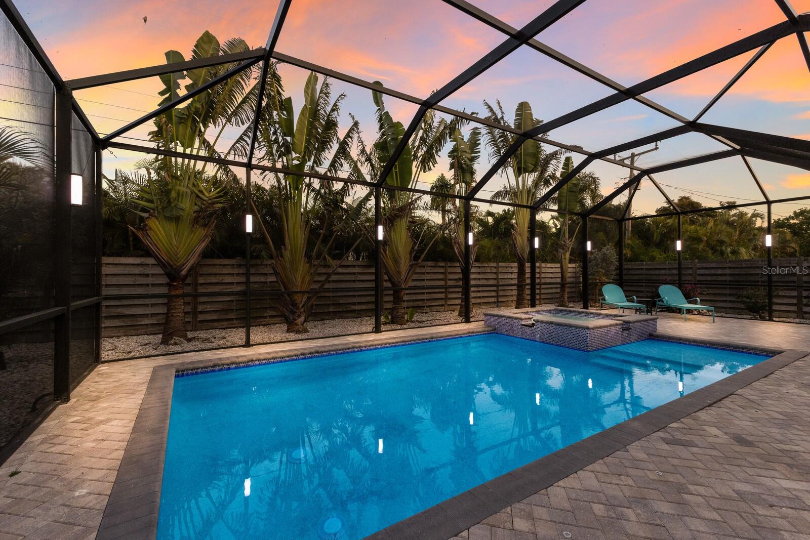 2823 MARSHALL DR, SARASOTA, FL, 34239