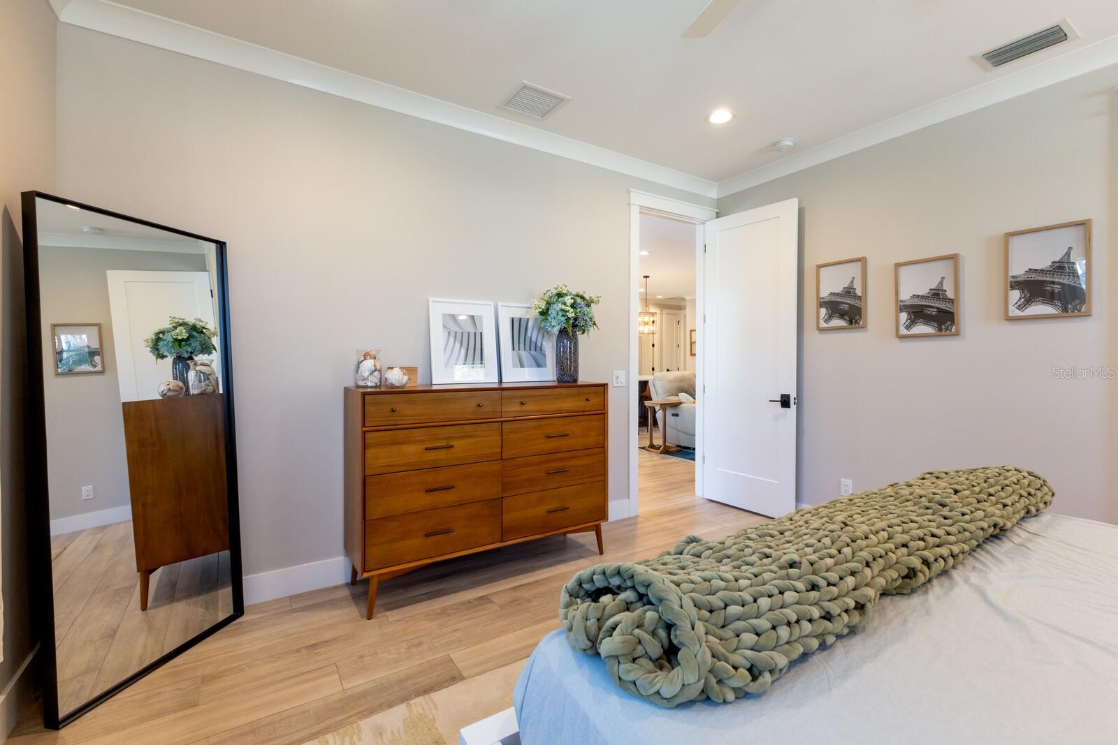 2823 MARSHALL DR, SARASOTA, FL, 34239