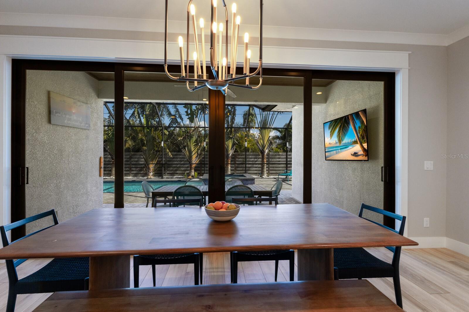 2823 MARSHALL DR, SARASOTA, FL, 34239