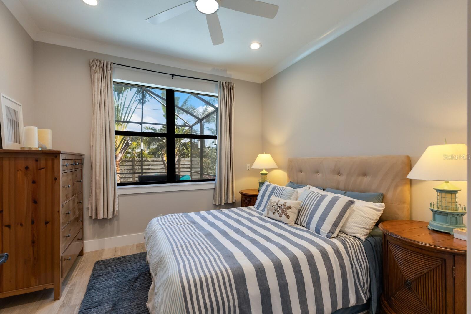 2823 MARSHALL DR, SARASOTA, FL, 34239