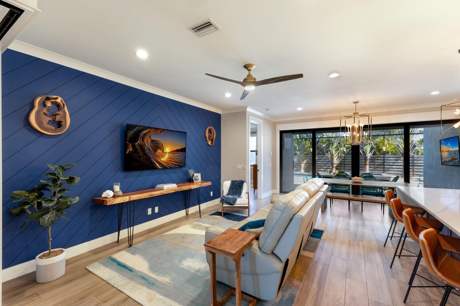 2823 MARSHALL DR, SARASOTA, FL, 34239