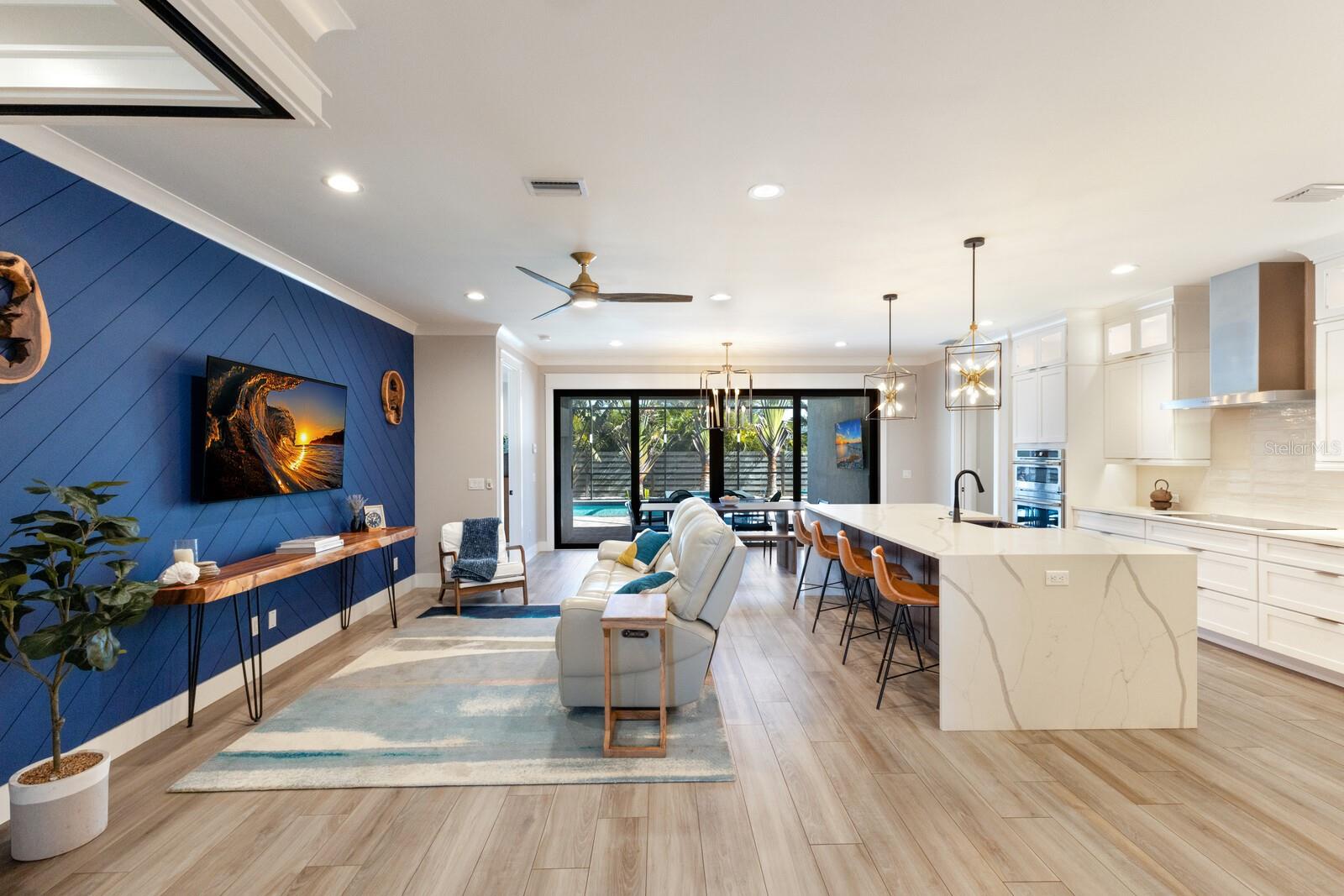 2823 MARSHALL DR, SARASOTA, FL, 34239