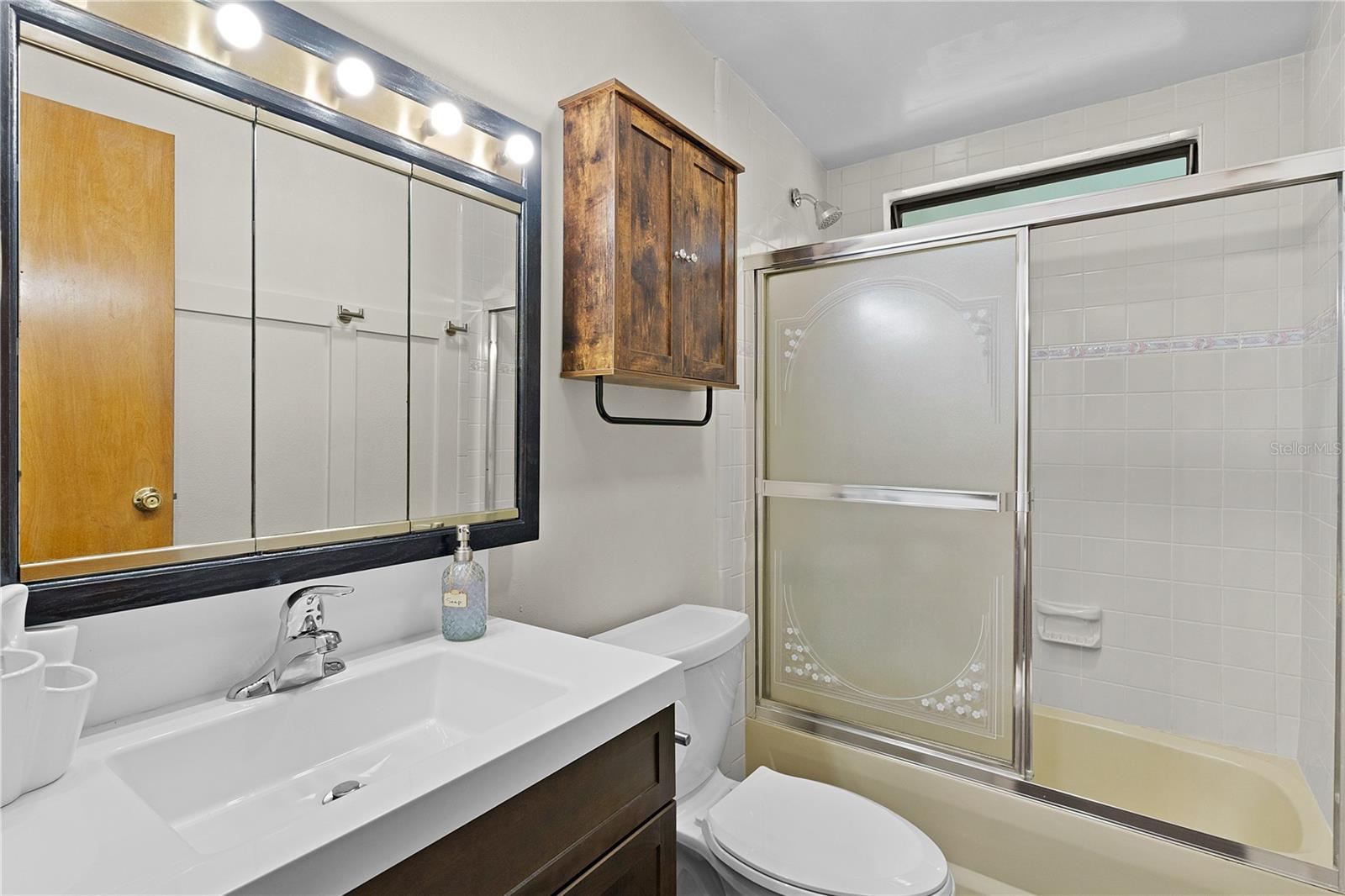 13904 COUNTY ROAD 109D, LADY LAKE, FL, 32159