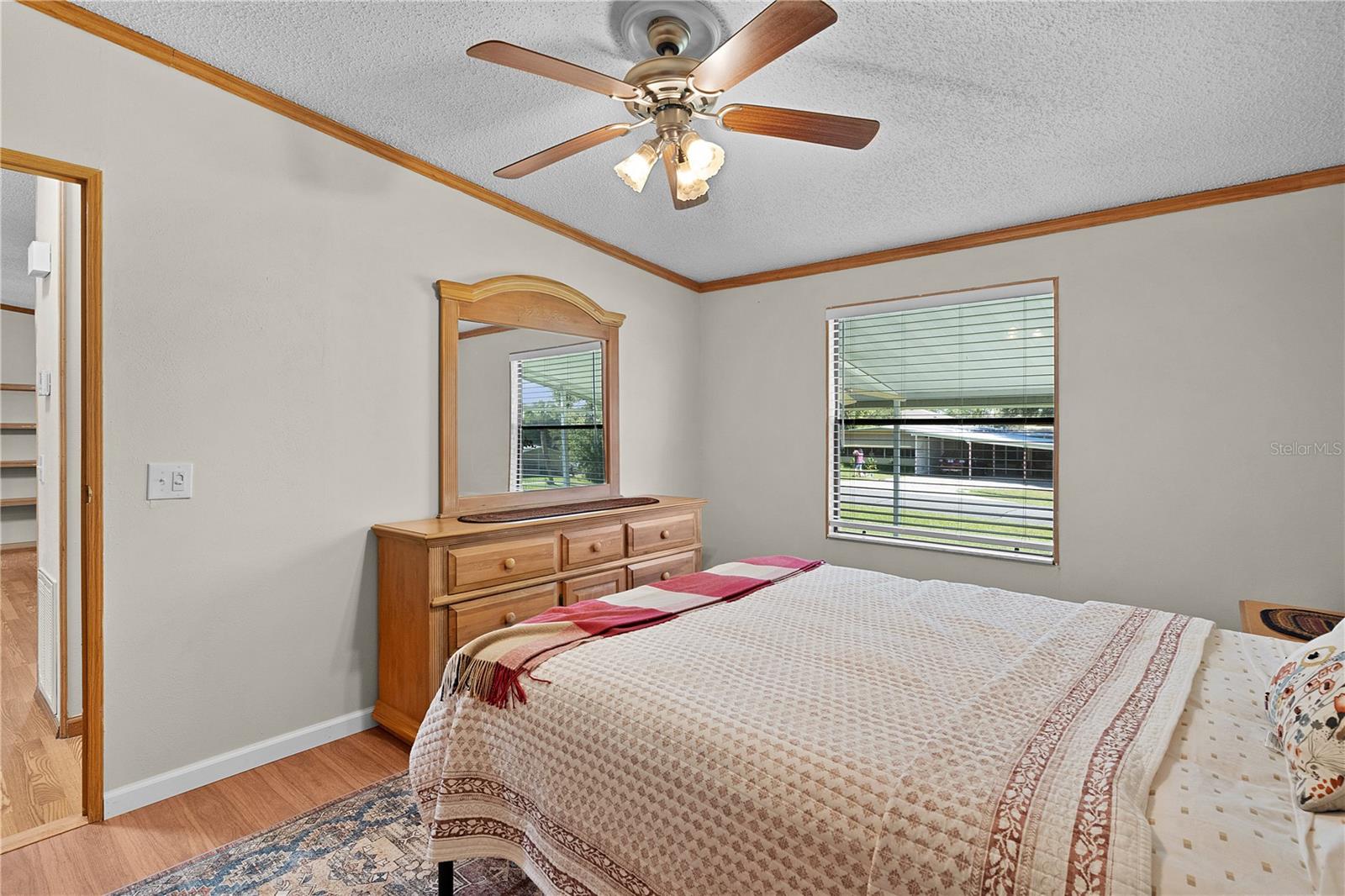 13904 COUNTY ROAD 109D, LADY LAKE, FL, 32159