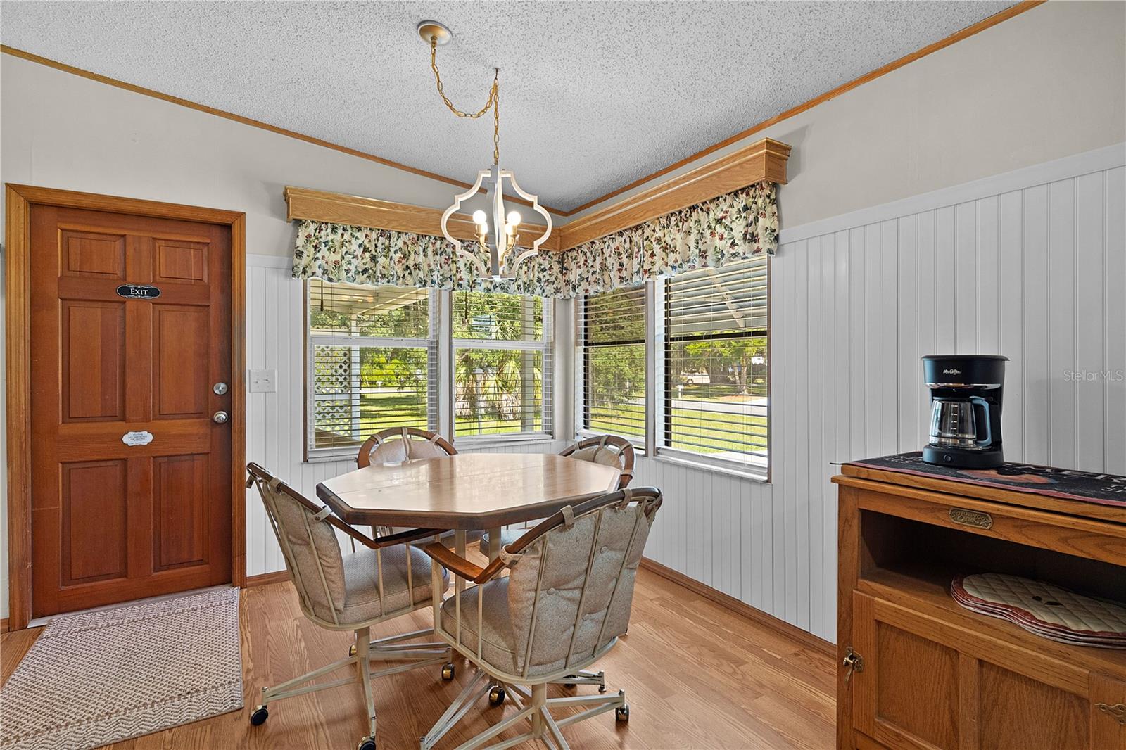 13904 COUNTY ROAD 109D, LADY LAKE, FL, 32159