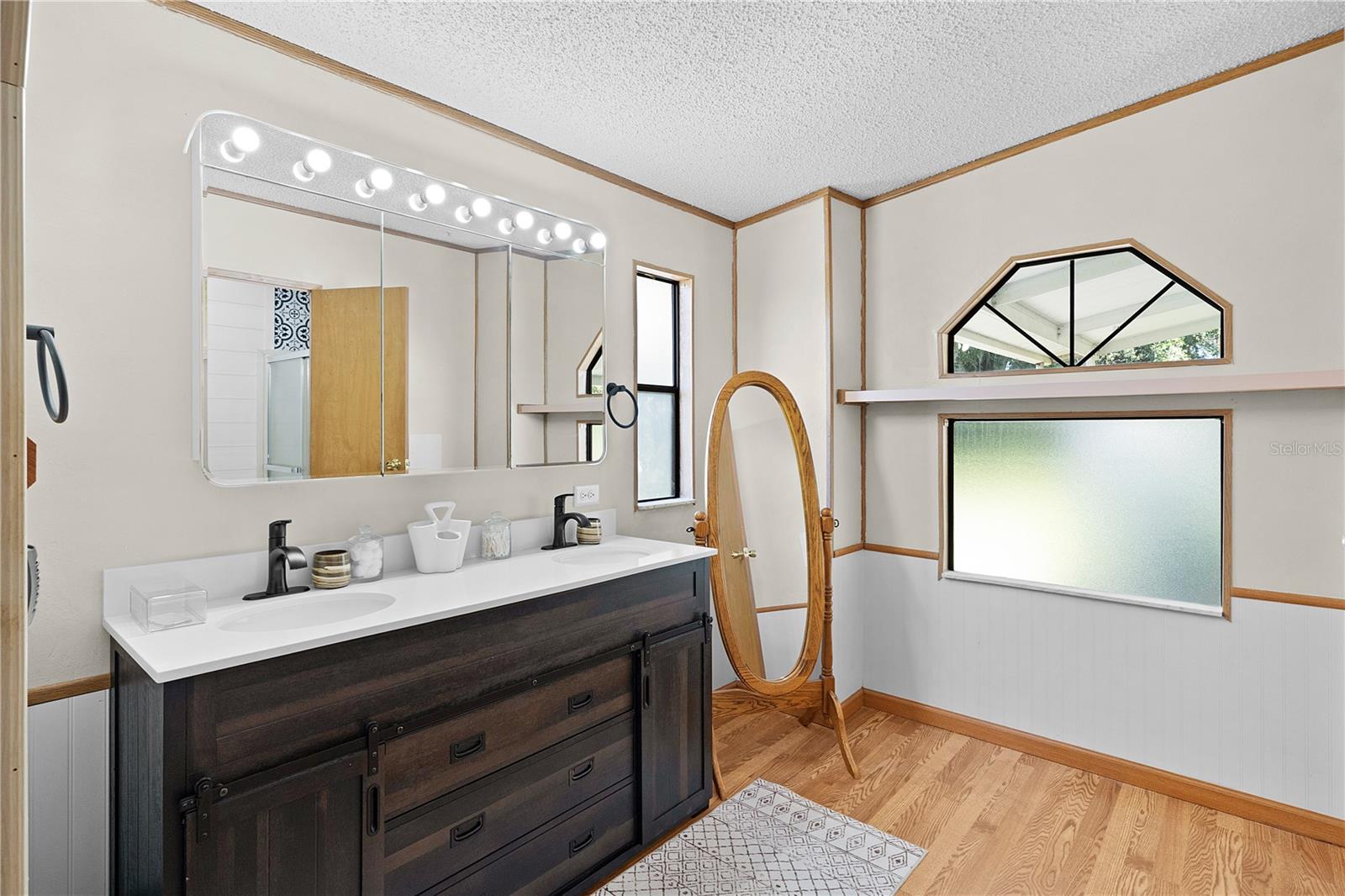 13904 COUNTY ROAD 109D, LADY LAKE, FL, 32159