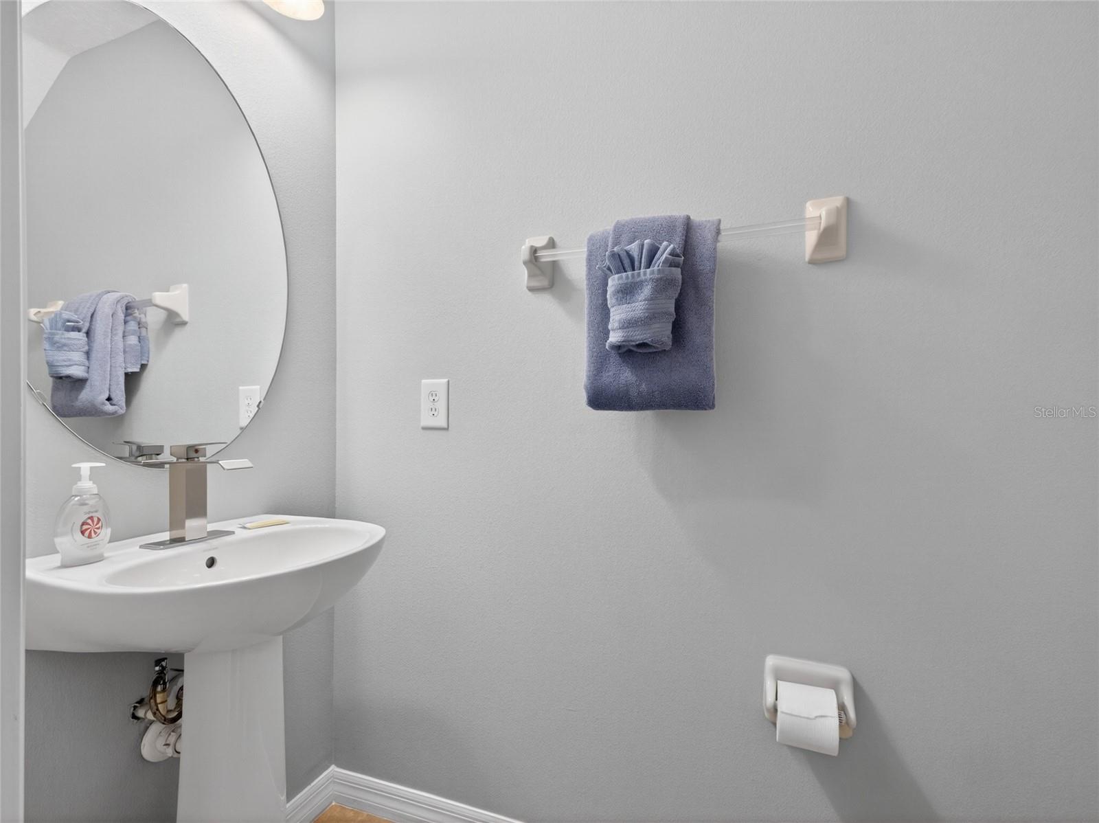 242 SOLANA CIR, DAVENPORT, FL, 33897