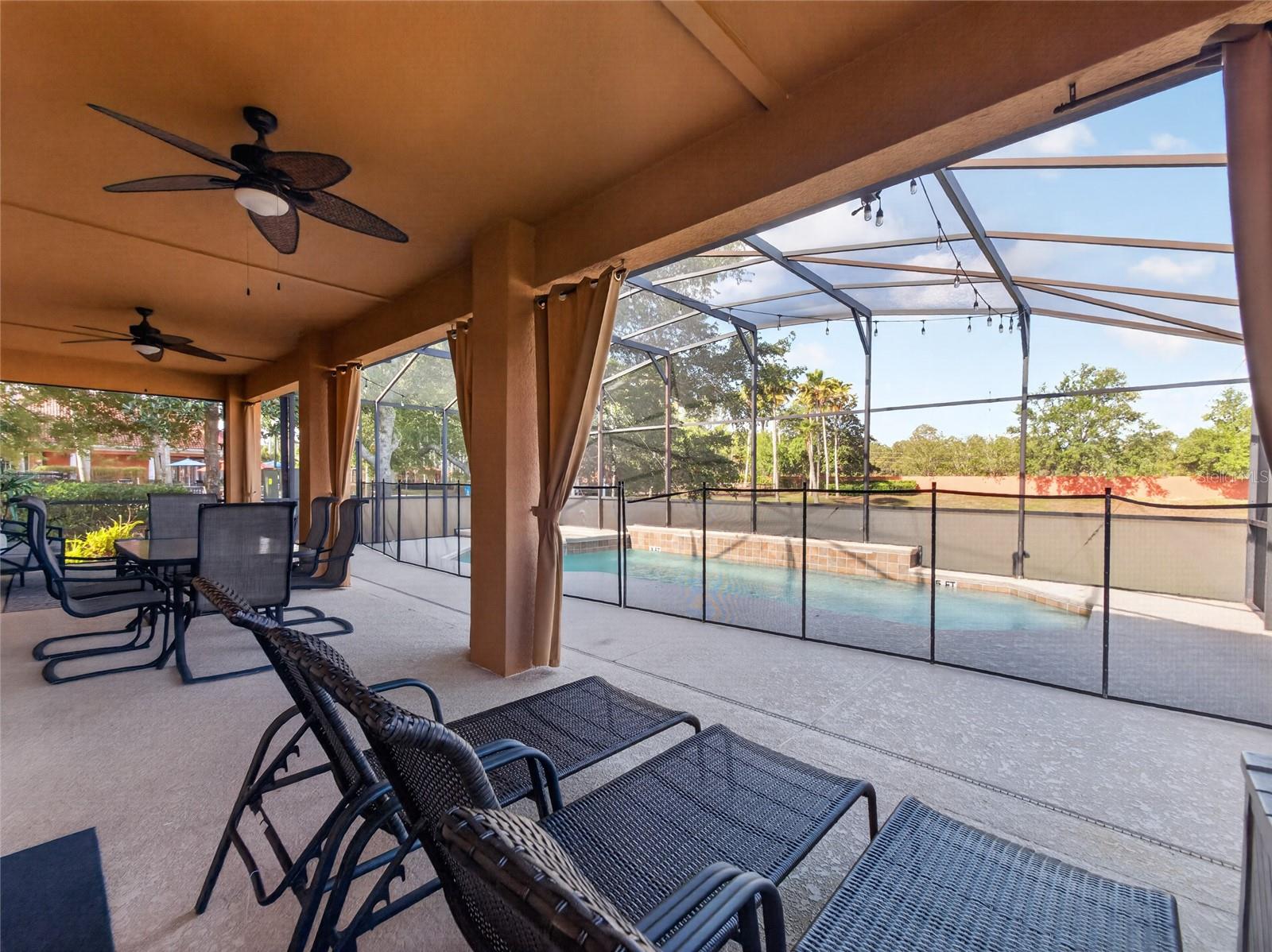 242 SOLANA CIR, DAVENPORT, FL, 33897