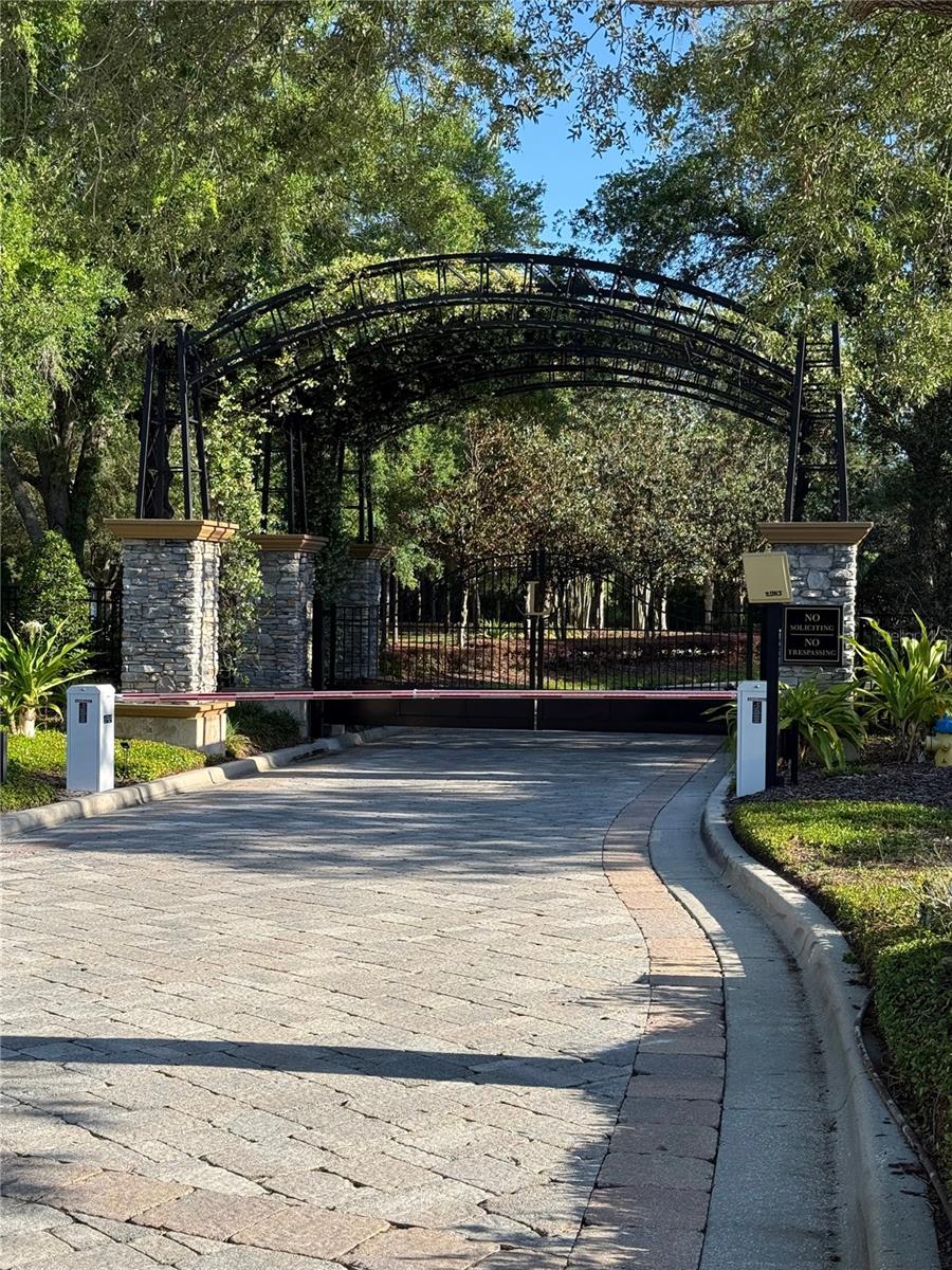 1306 MERRY WATER DR, LUTZ, FL, 33548