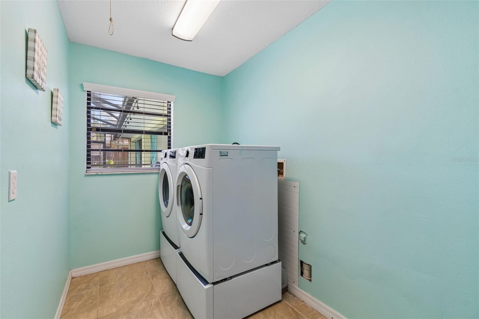 8930 BROOKER DR, NEW PORT RICHEY, FL, 34655