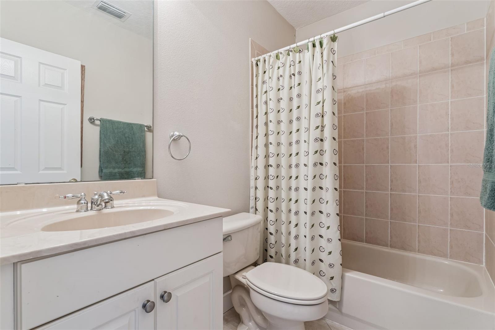 8225 LYNCH DR, ORLANDO, FL, 32835