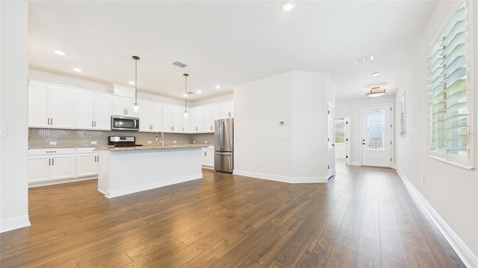 13890 KINGFISHER GLEN DR, LITHIA, FL, 33547