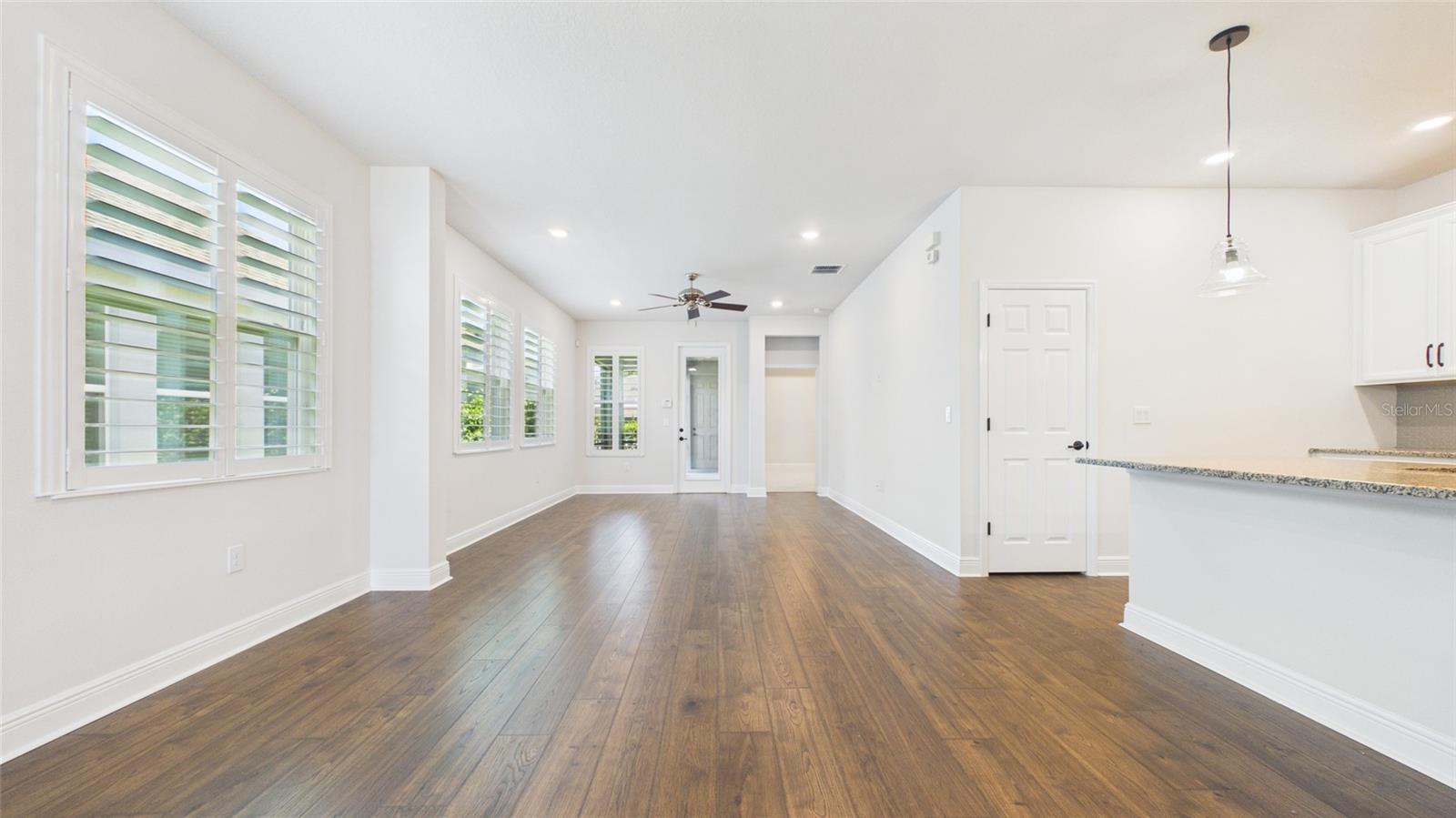 13890 KINGFISHER GLEN DR, LITHIA, FL, 33547