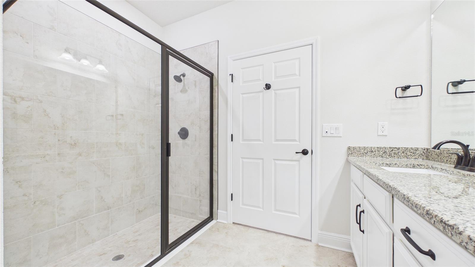 13890 KINGFISHER GLEN DR, LITHIA, FL, 33547