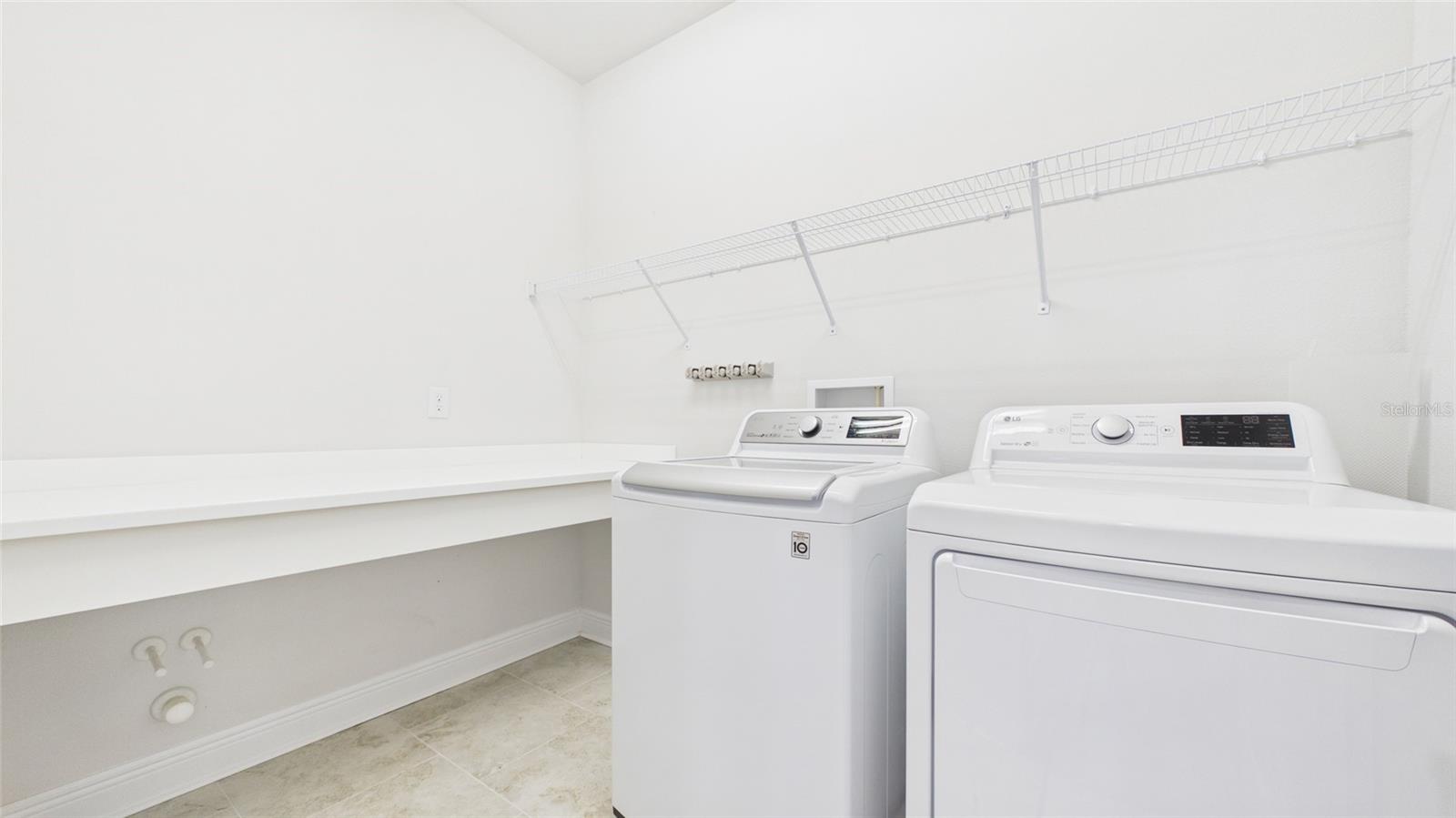 13890 KINGFISHER GLEN DR, LITHIA, FL, 33547