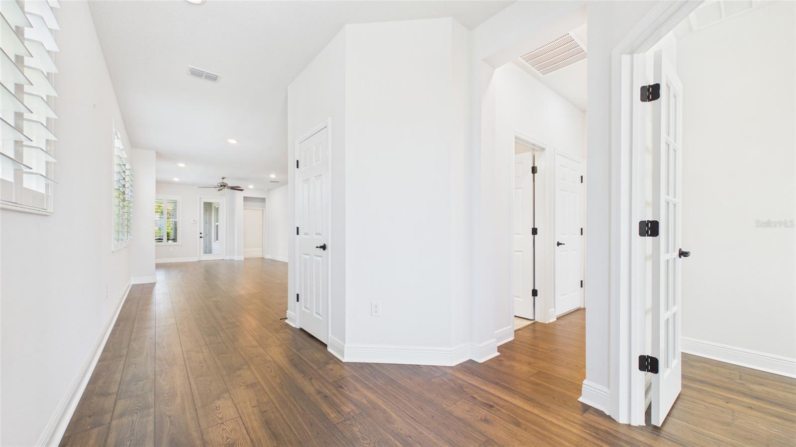 13890 KINGFISHER GLEN DR, LITHIA, FL, 33547