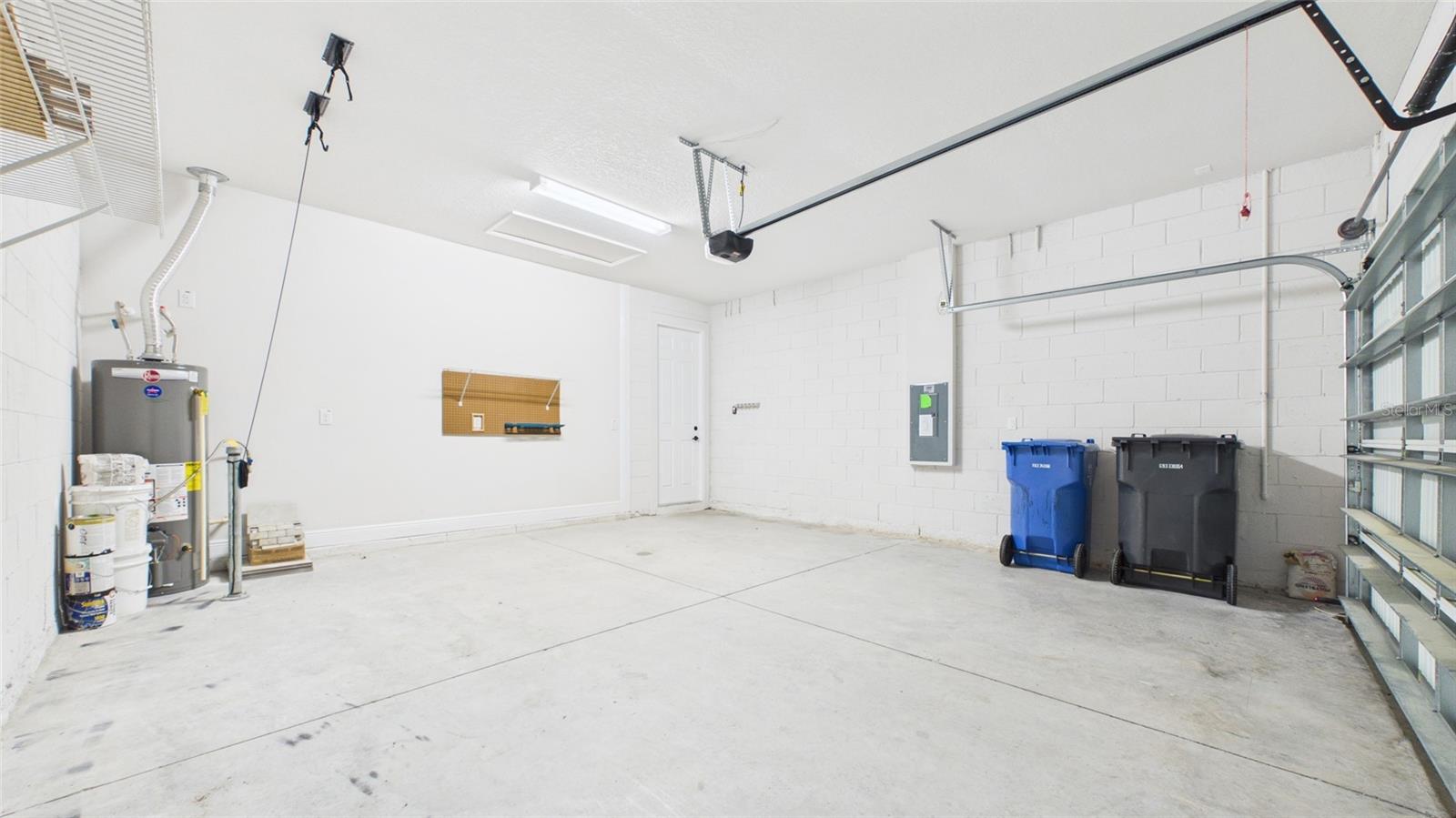 13890 KINGFISHER GLEN DR, LITHIA, FL, 33547