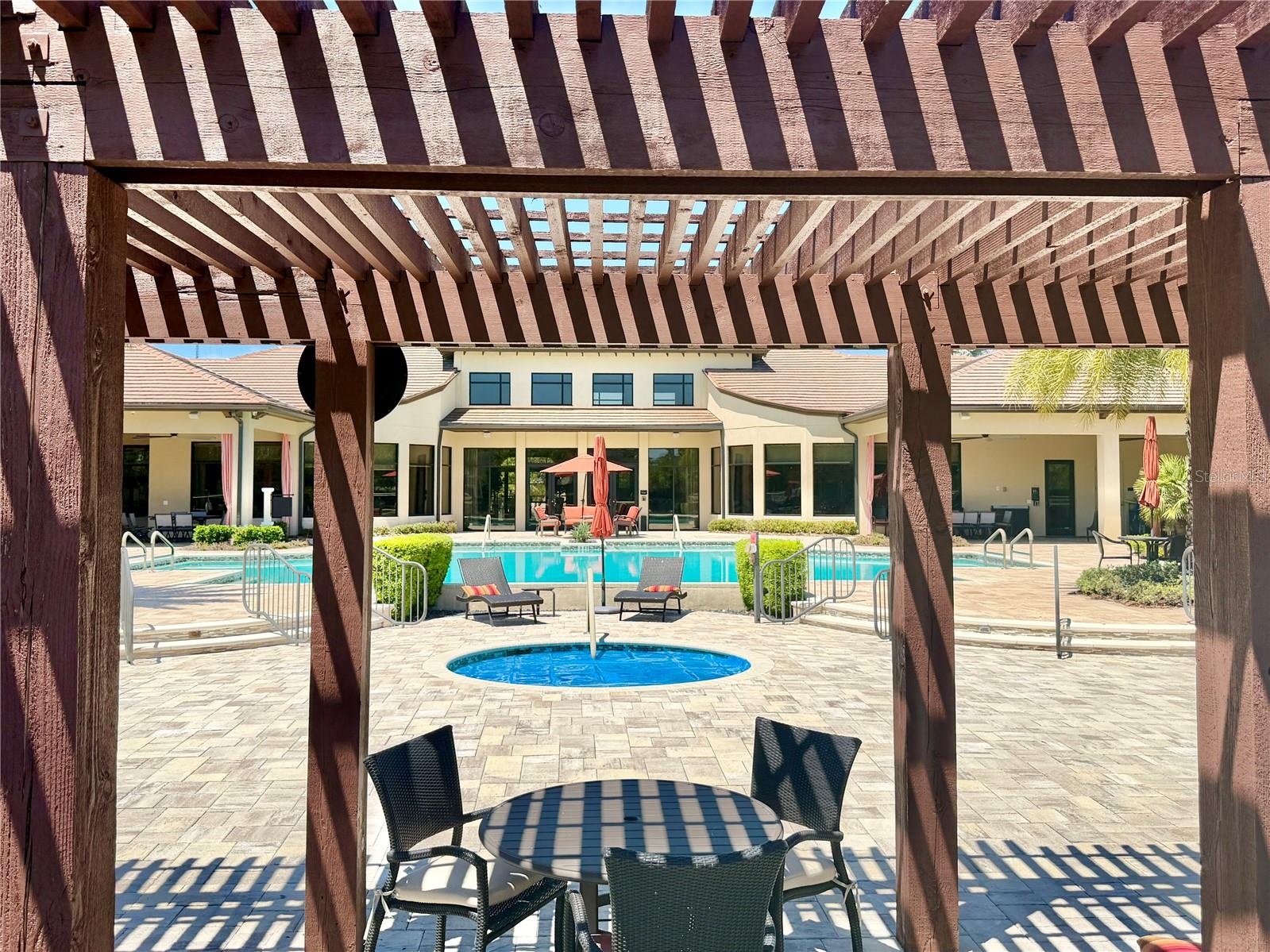 13890 KINGFISHER GLEN DR, LITHIA, FL, 33547