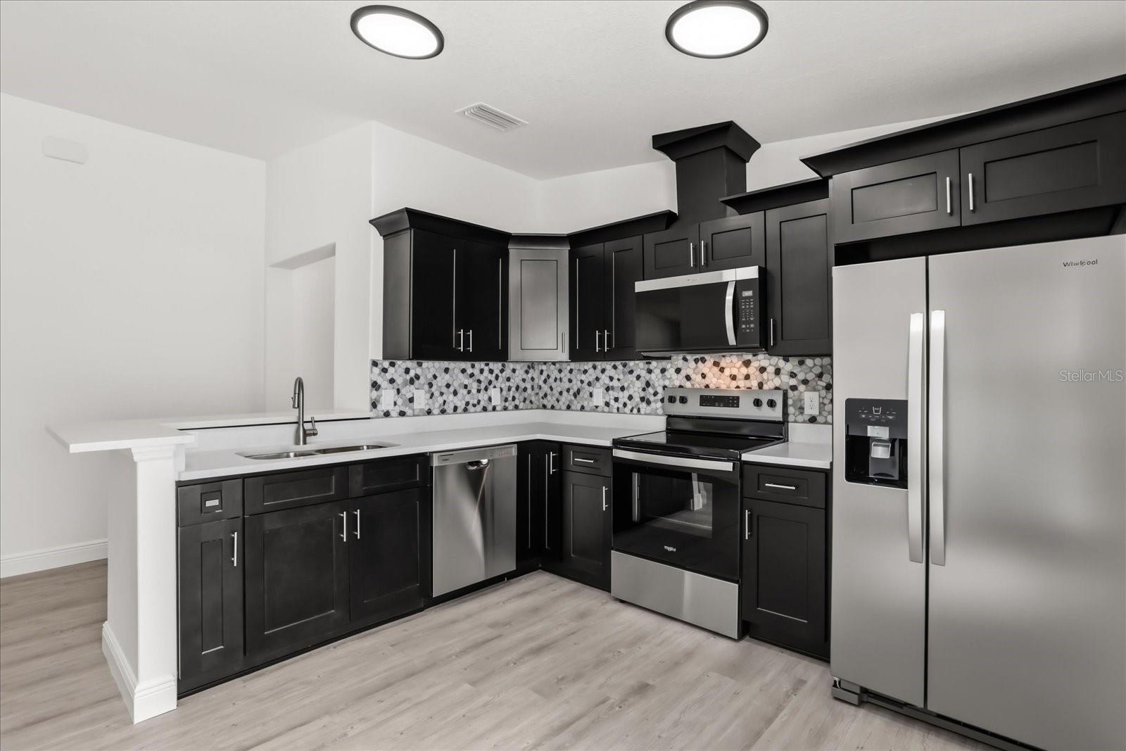 712 BEECHER ST, LEESBURG, FL, 34748