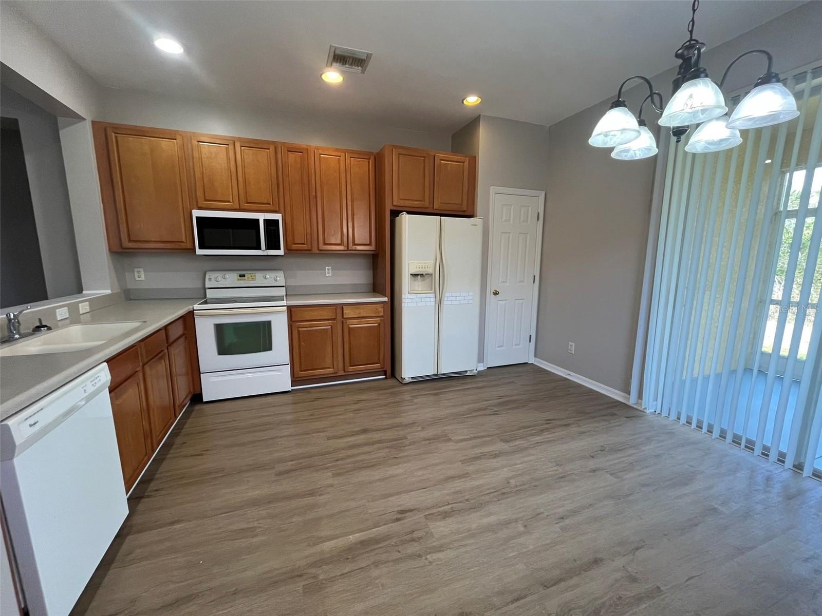 13282 SW PEMBROKE CIR N, LAKE SUZY, FL, 34269