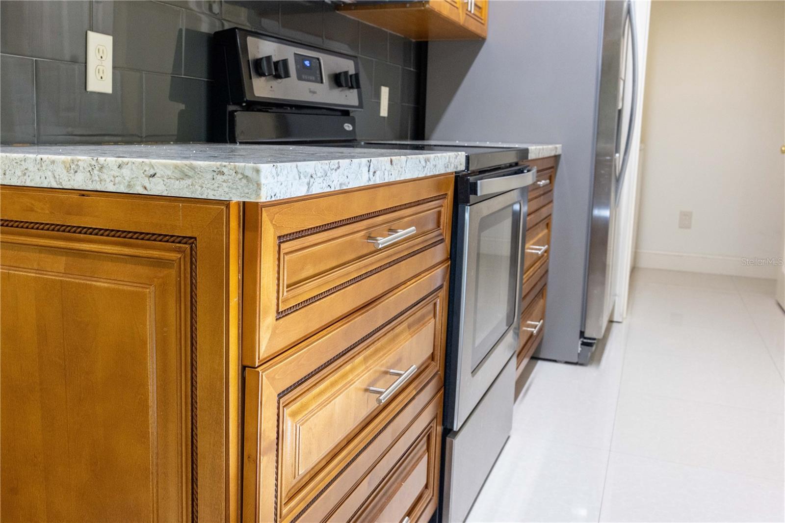 738 CREST PINES DR #714, ORLANDO, FL, 32828