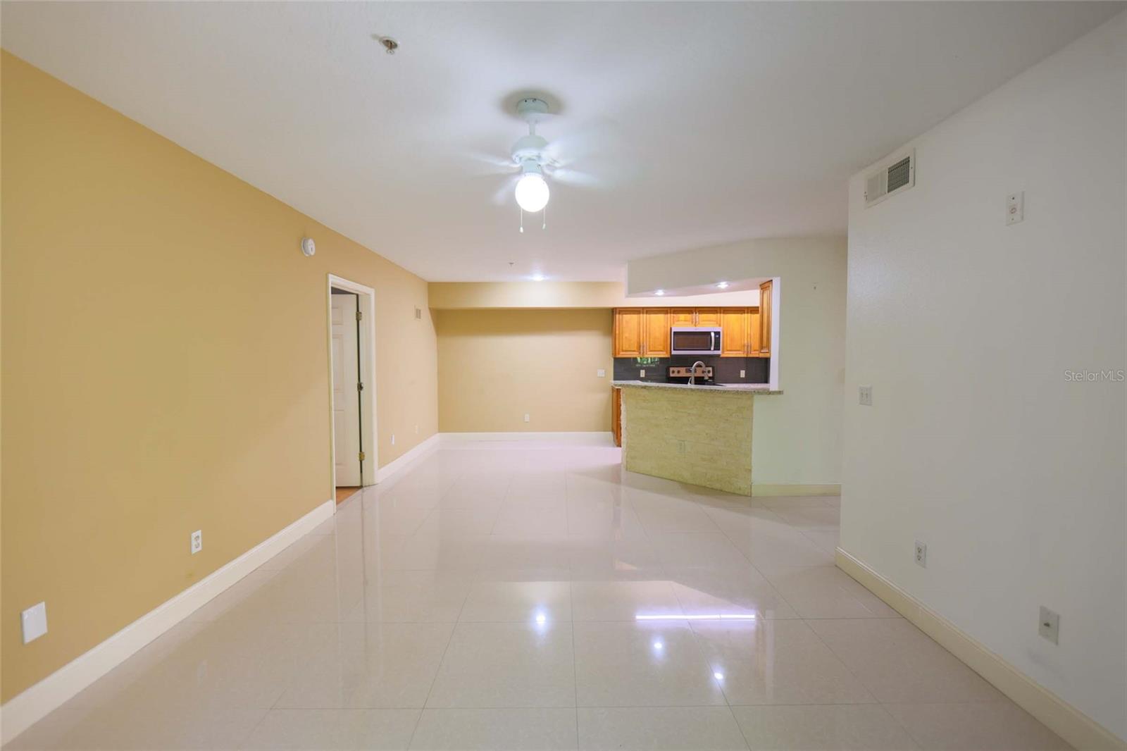 738 CREST PINES DR #714, ORLANDO, FL, 32828