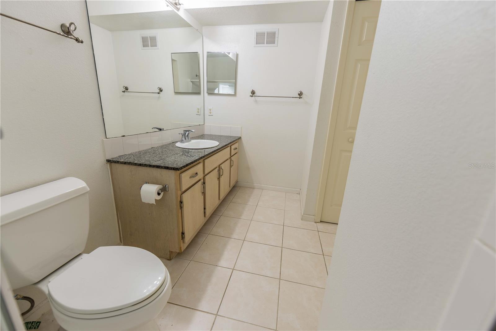 738 CREST PINES DR #714, ORLANDO, FL, 32828