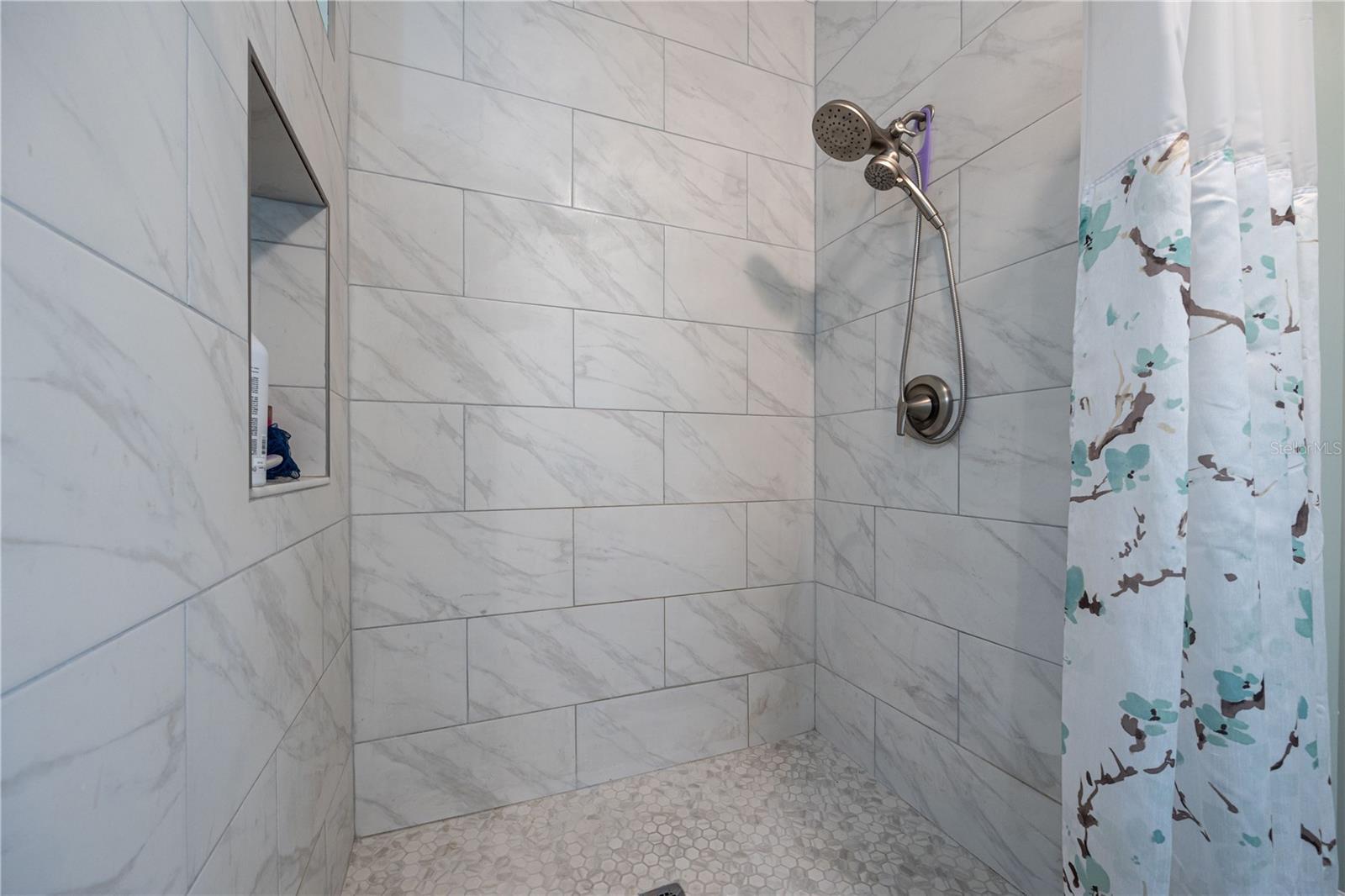 11160 NW 5TH AVE, BRANFORD, FL, 32008