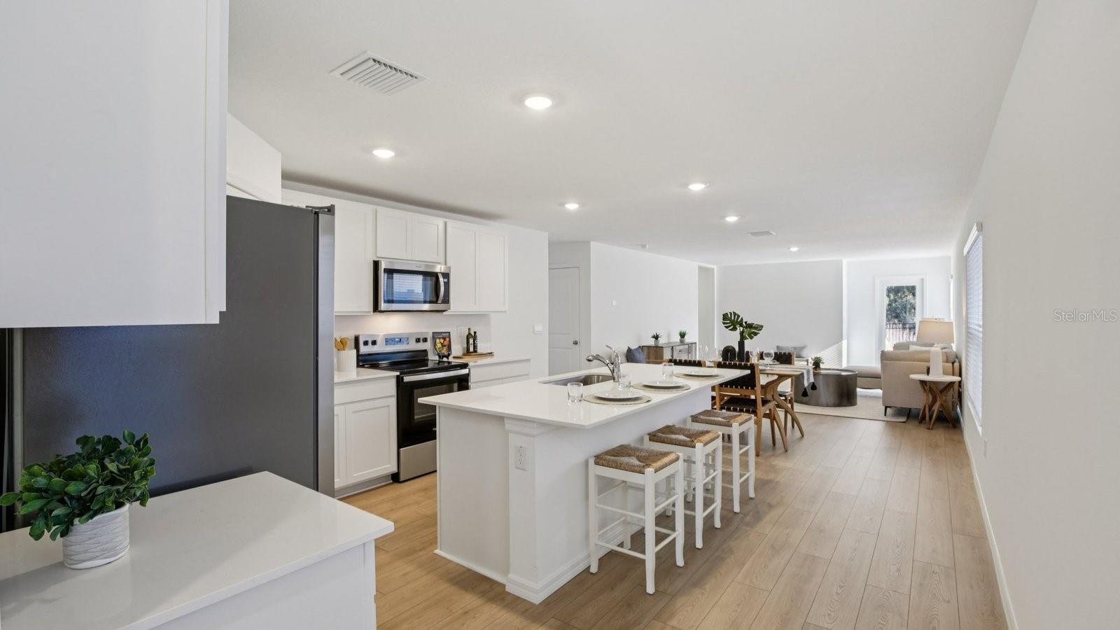 5278 BERRY BAY AVE, WIMAUMA, FL, 33598