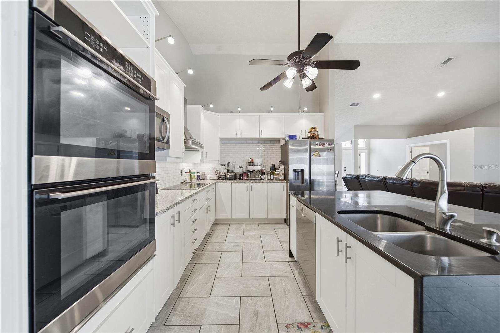 2305 MARSEILLE CT, VALRICO, FL, 33596