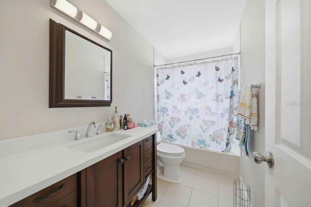 2305 MARSEILLE CT, VALRICO, FL, 33596