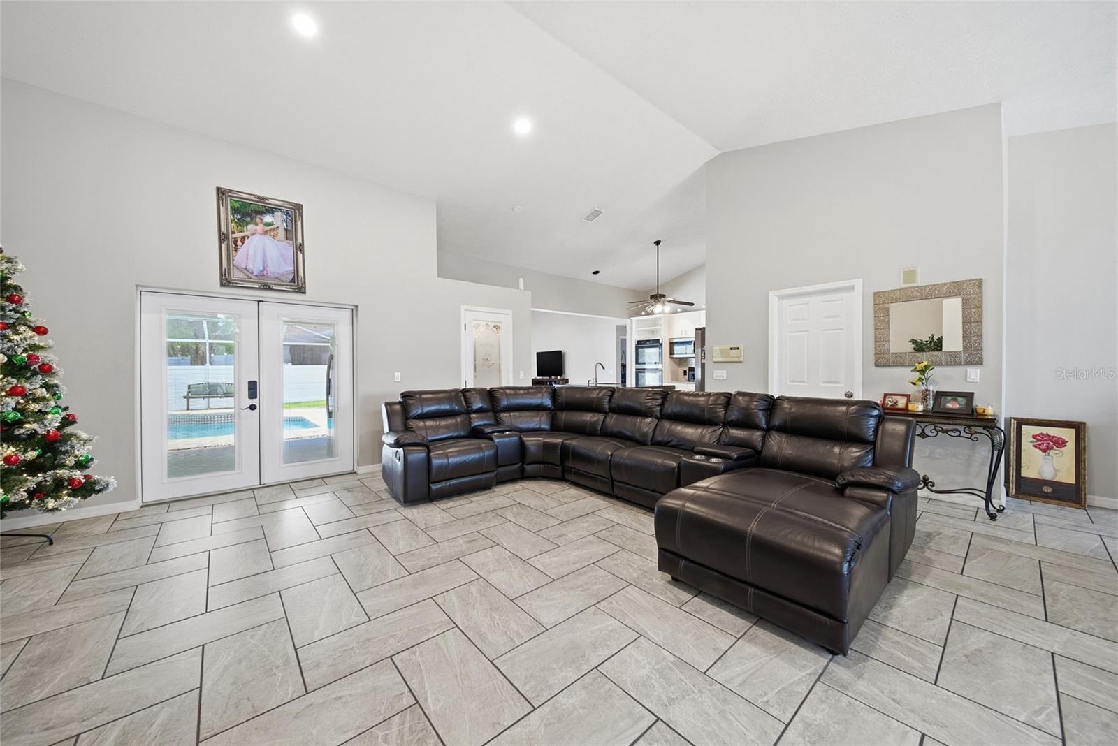 2305 MARSEILLE CT, VALRICO, FL, 33596