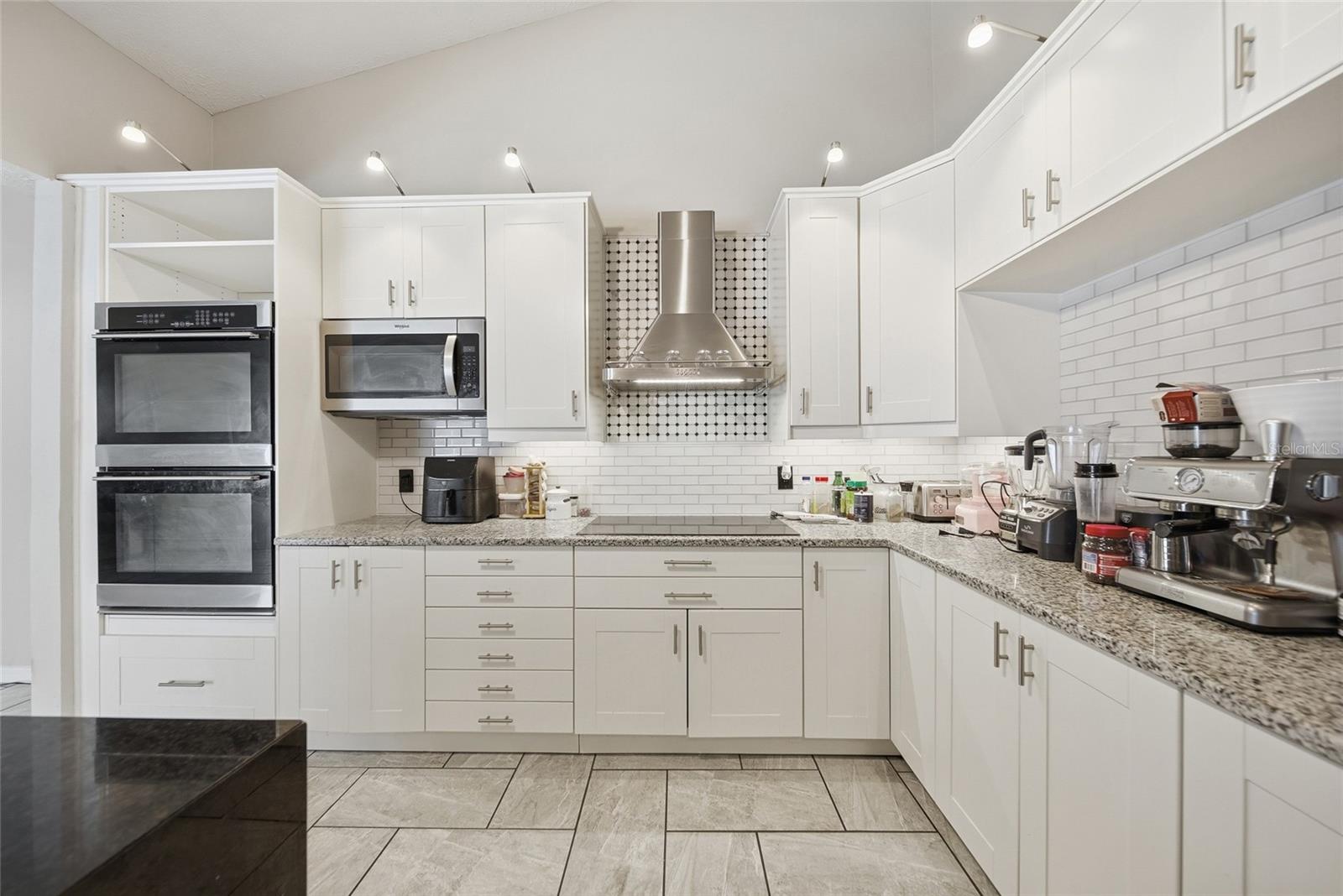 2305 MARSEILLE CT, VALRICO, FL, 33596