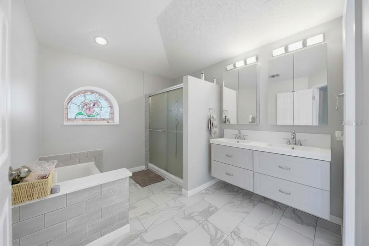 2305 MARSEILLE CT, VALRICO, FL, 33596