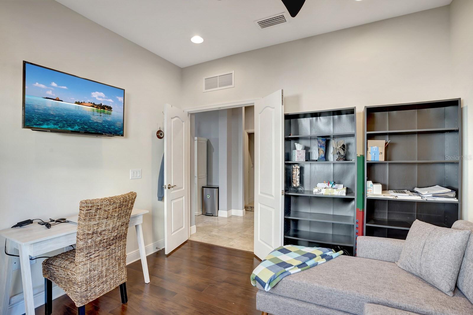 1195 COLLIER PL, VENICE, FL, 34293