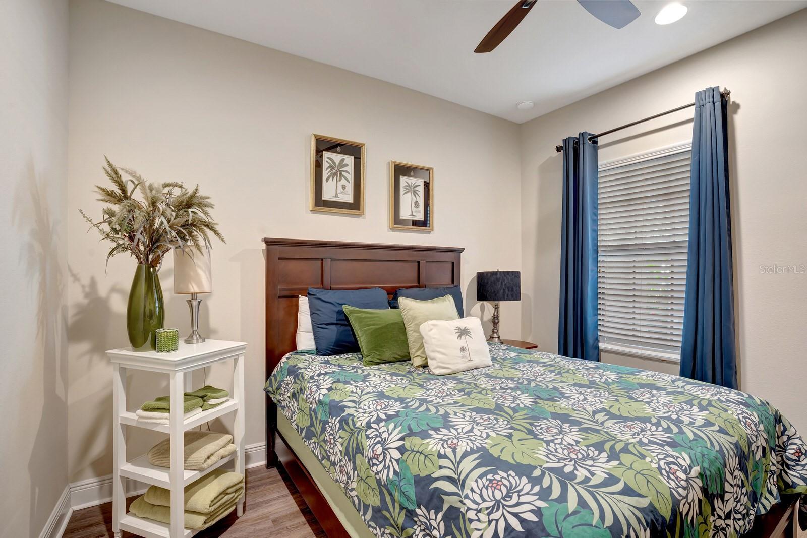 1195 COLLIER PL, VENICE, FL, 34293