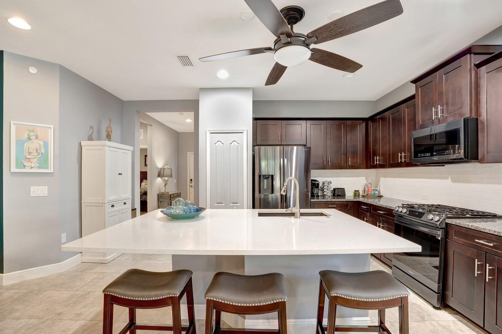 1195 COLLIER PL, VENICE, FL, 34293