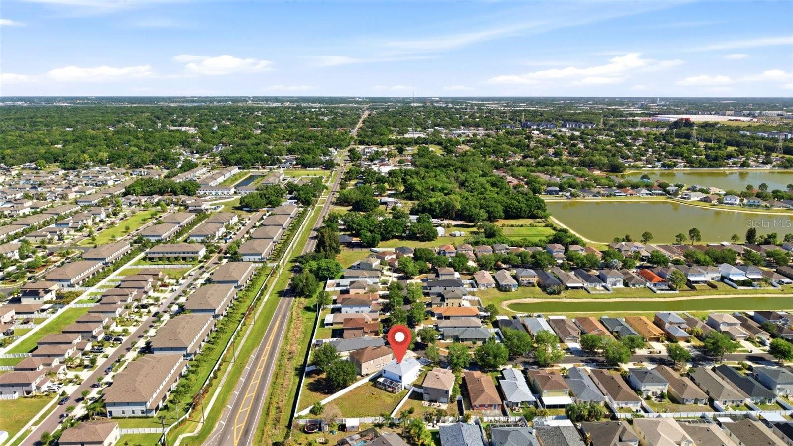 8123 CANTERBURY LAKE BLVD, TAMPA, FL, 33619