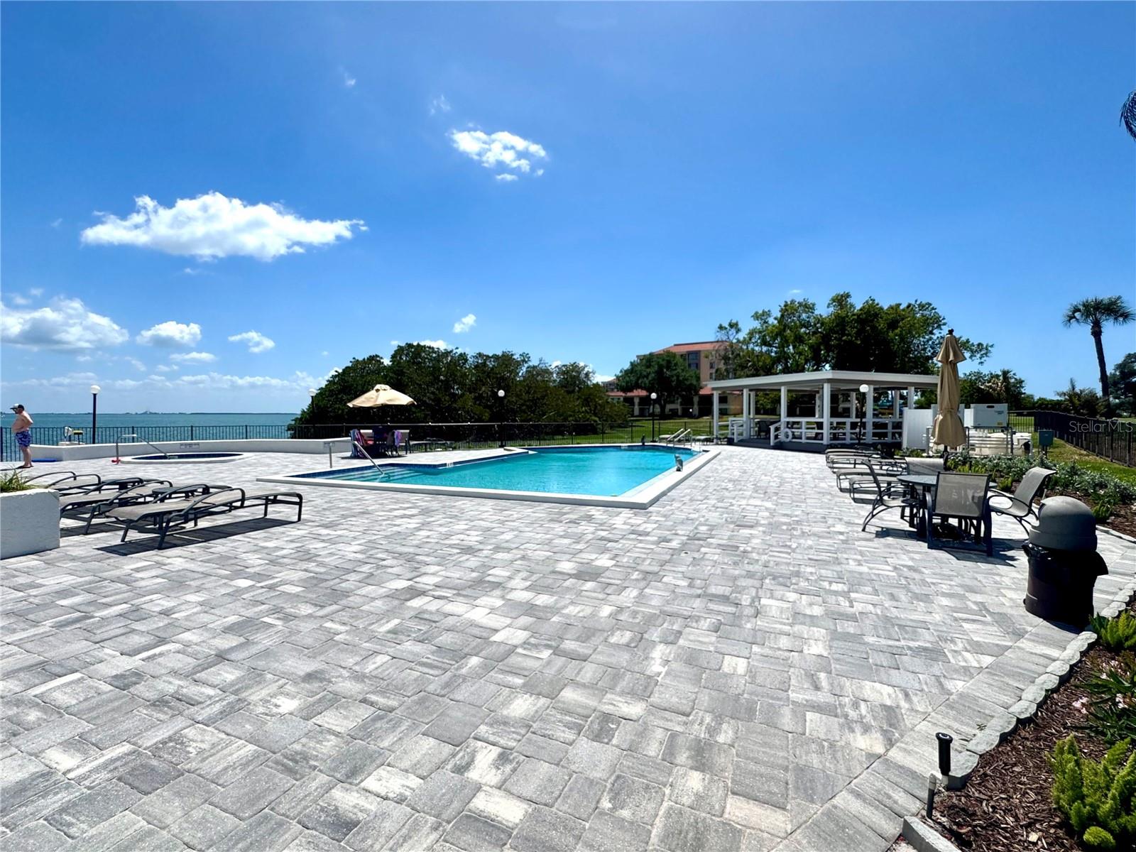 5700 ESCONDIDA BLVD S #403, ST PETERSBURG, FL, 33715