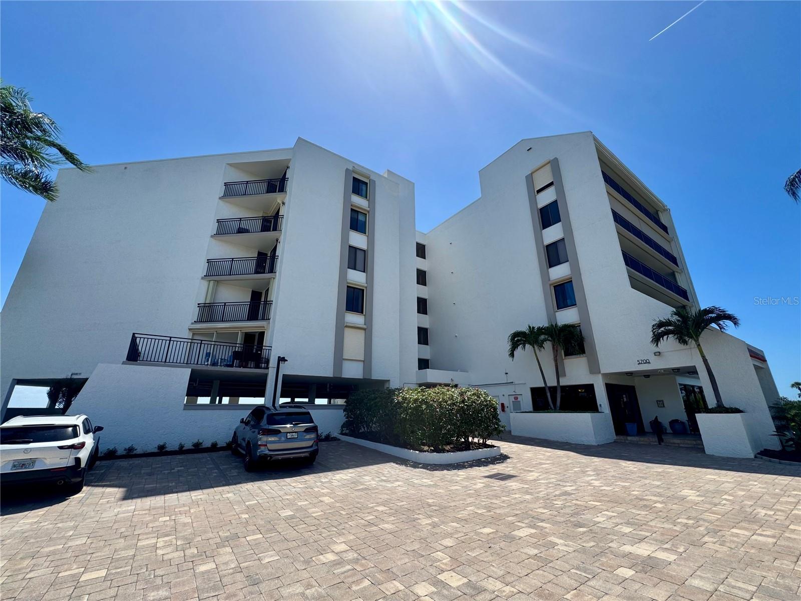 5700 ESCONDIDA BLVD S #403, ST PETERSBURG, FL, 33715