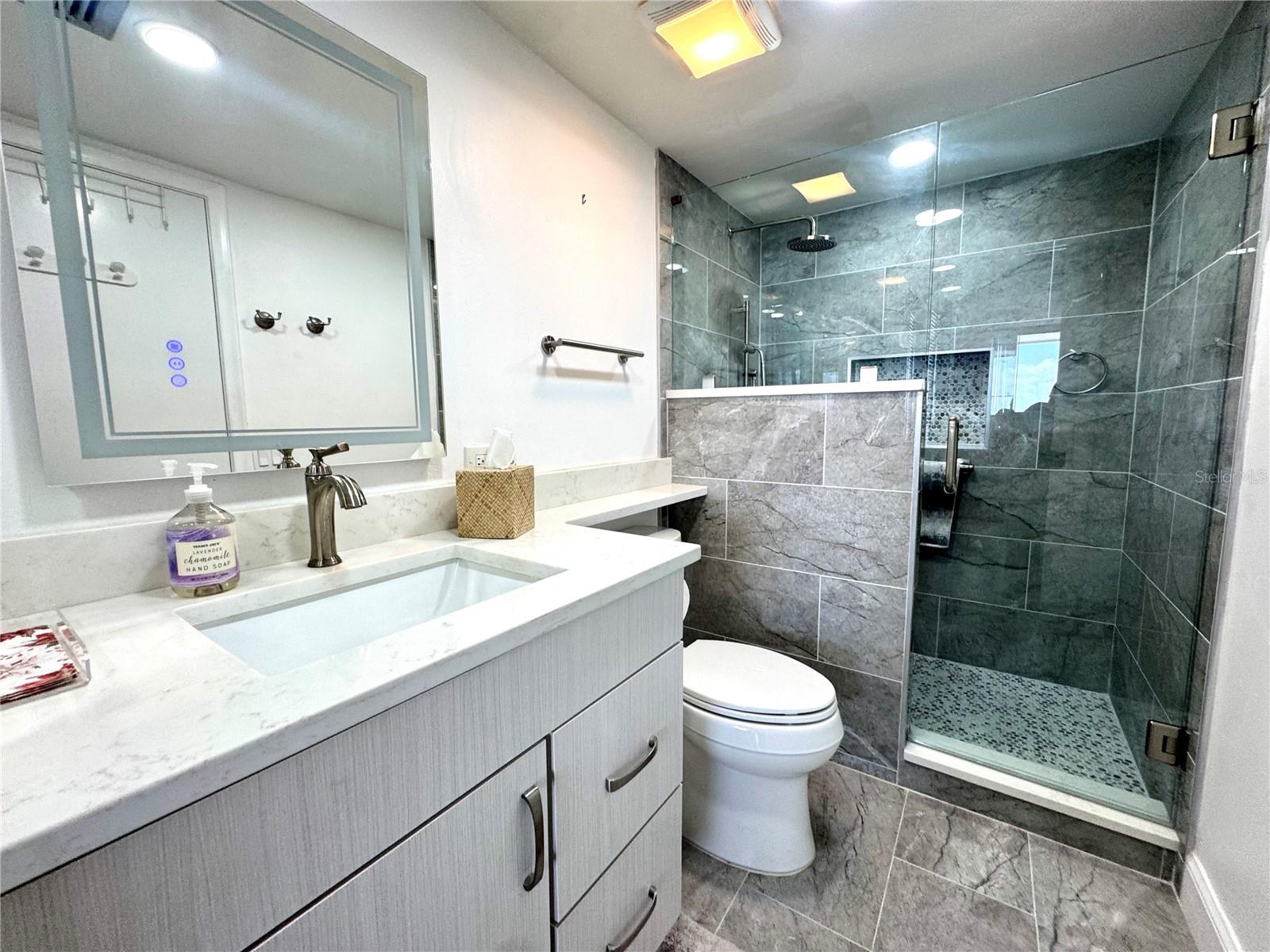 5700 ESCONDIDA BLVD S #403, ST PETERSBURG, FL, 33715