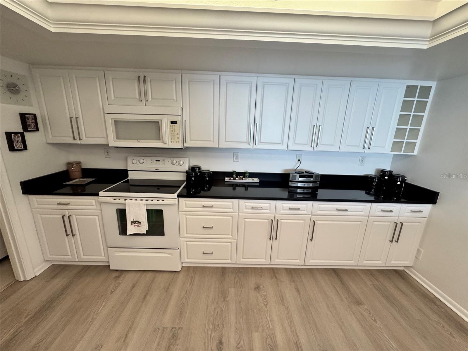 5700 ESCONDIDA BLVD S #403, ST PETERSBURG, FL, 33715