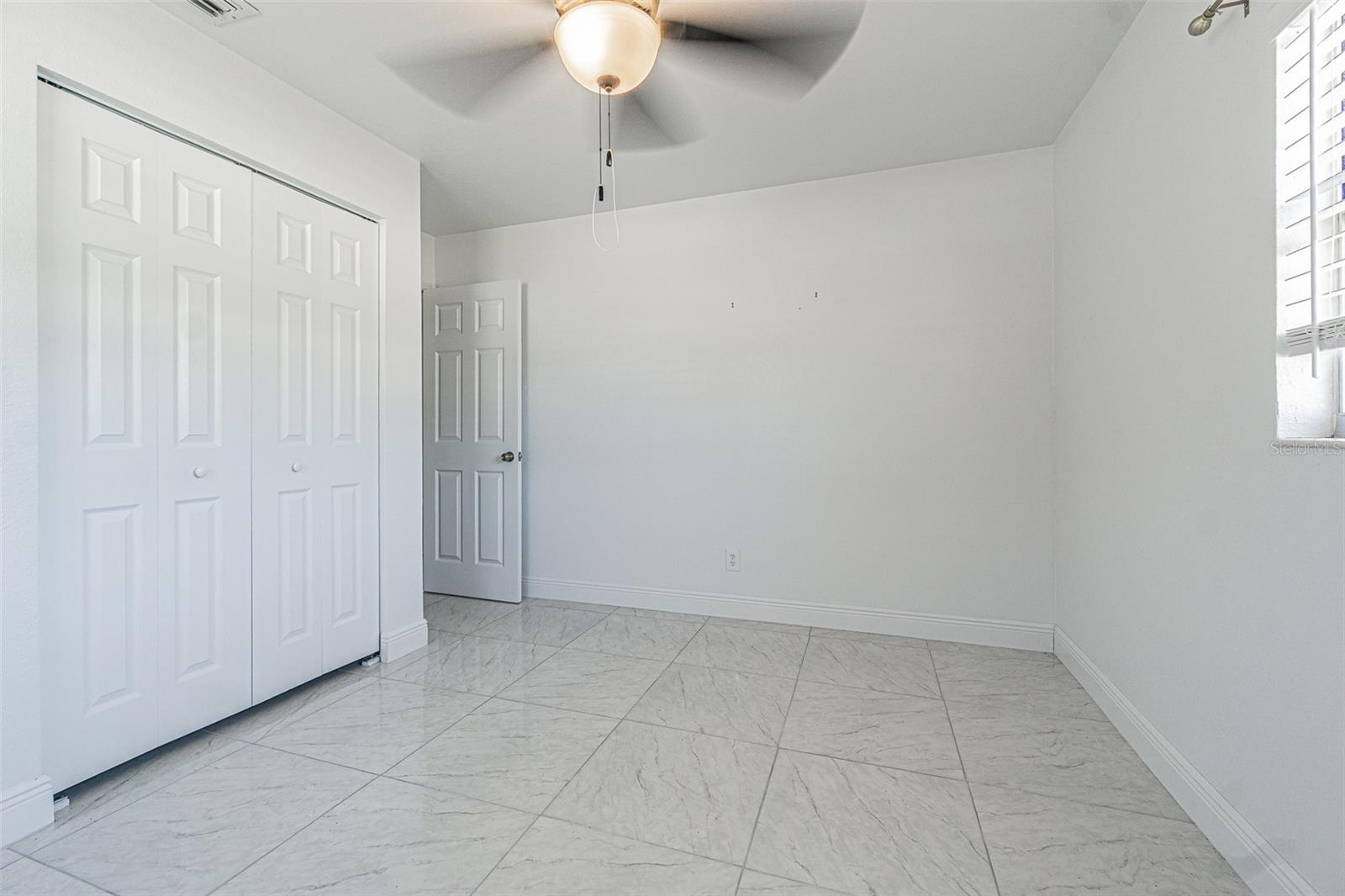 5617 HALIFAX DR, TAMPA, FL, 33615