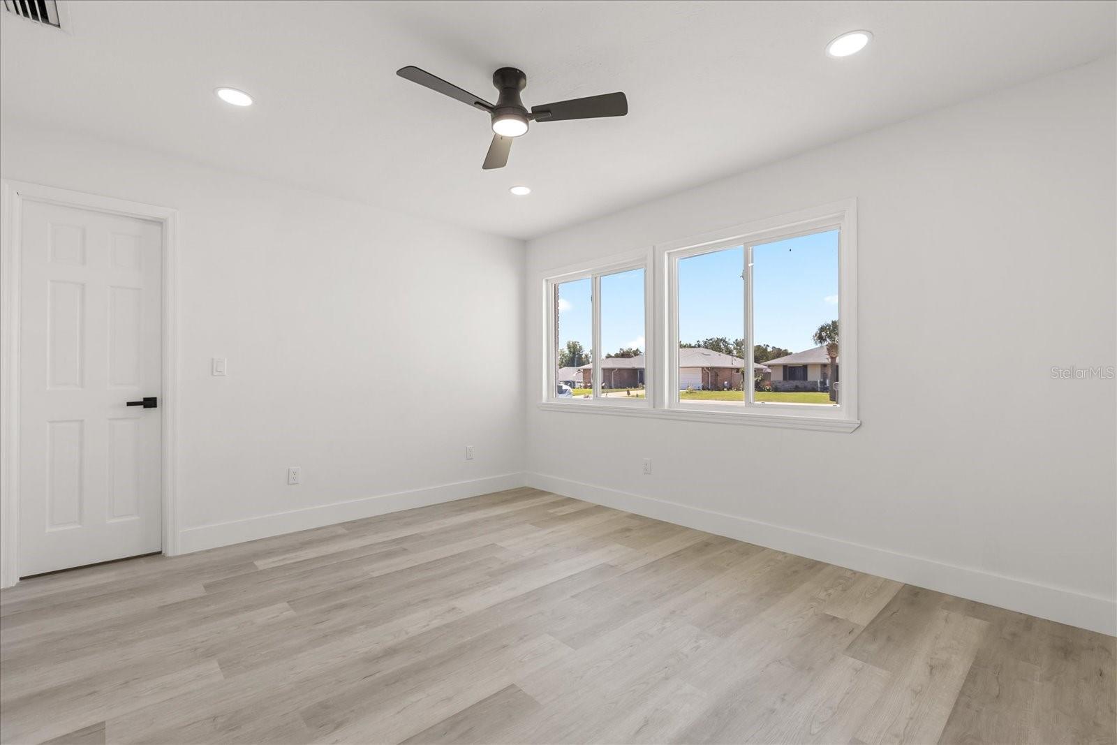 918 N ATMORE CIR, DELTONA, FL, 32725