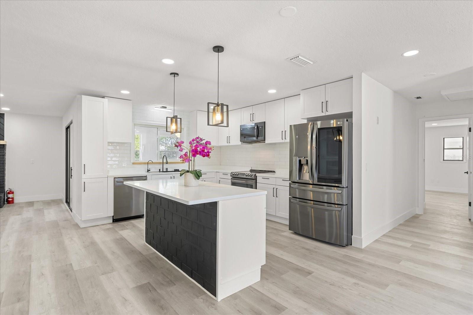 918 N ATMORE CIR, DELTONA, FL, 32725